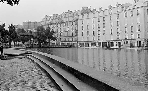 Paris (C) Peter Marshall, 1984