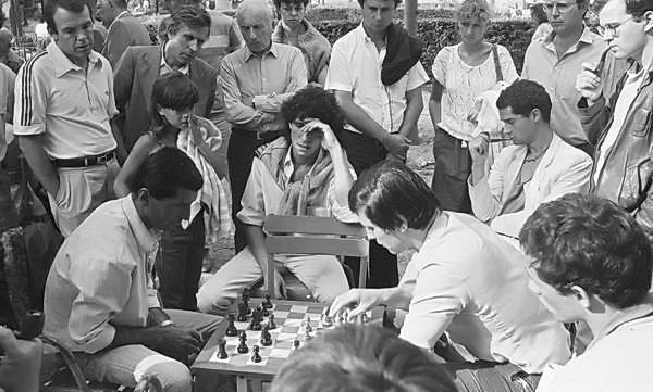 Paris (C) Peter Marshall, 1984