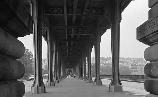 Paris (C) Peter Marshall, 1984