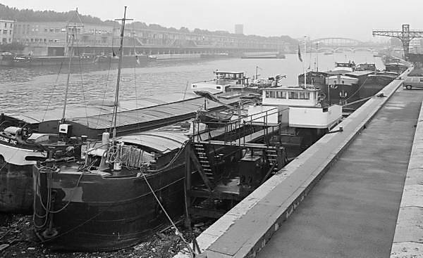 Paris (C) Peter Marshall, 1984