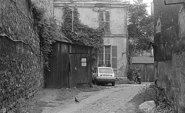 Paris (C) Peter Marshall, 1984