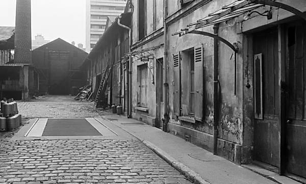 Paris (C) Peter Marshall, 1984