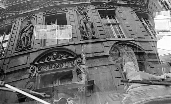 Paris (C) Peter Marshall, 1984