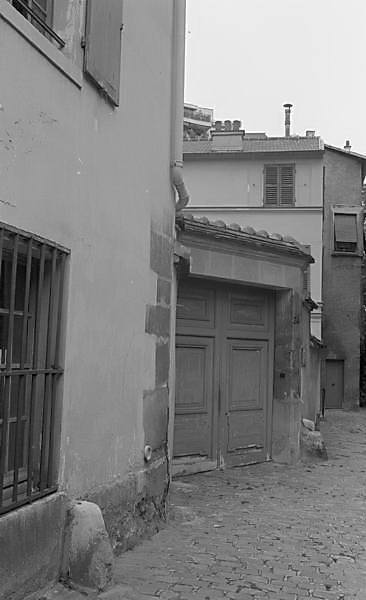 Paris (C) Peter Marshall, 1984