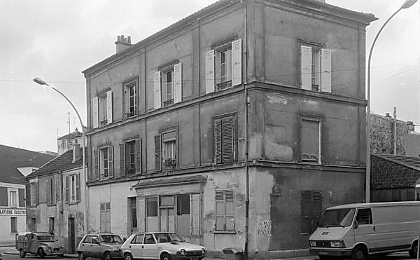 Paris (C) Peter Marshall, 1984