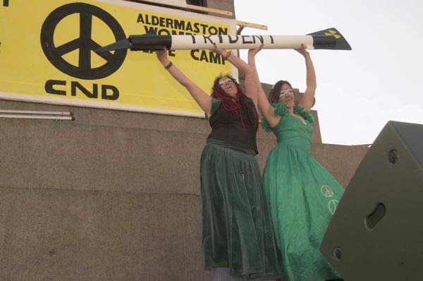 Picture © Peter Marshall, 2004