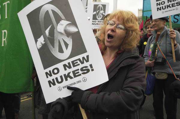 Picture © Peter Marshall, 2004