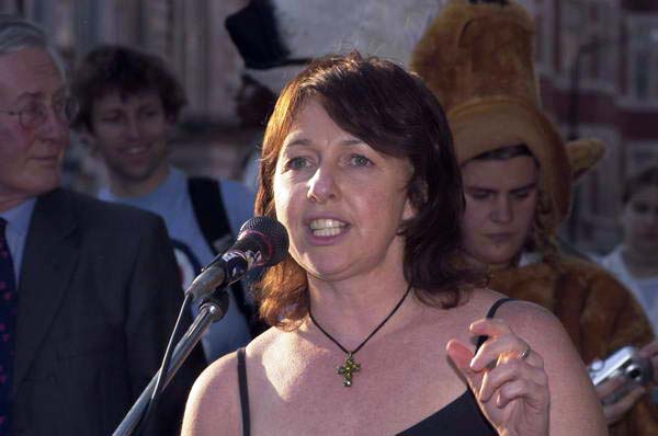 Picture © Peter Marshall, 2004