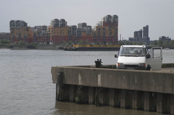 Picture © Peter Marshall, 2004