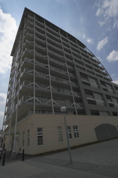 Picture © Peter Marshall, 2004