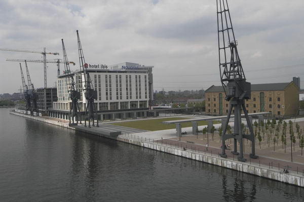 Picture © Peter Marshall, 2004