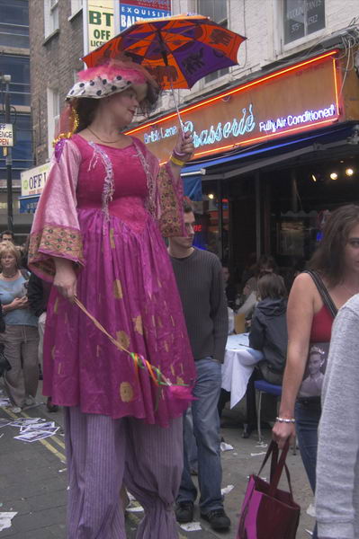 Picture © Peter Marshall, 2004