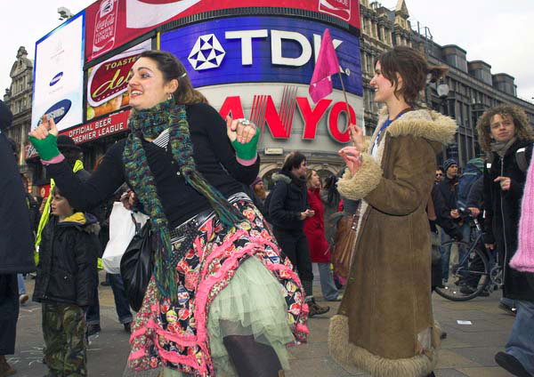 Operation Infinite Love, Reclaim Love 3 © Peter Marshall, 2006