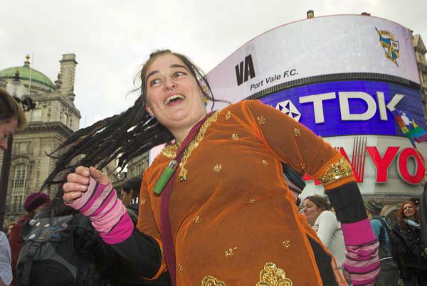 Operation Infinite Love, Reclaim Love 3 © Peter Marshall, 2006