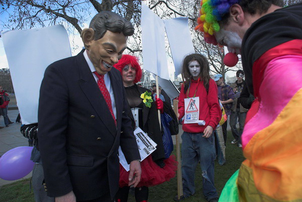 Fools Paradise Parade, London © 2006, Peter Marshall