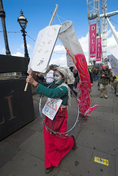 Fools Paradise Parade, London © 2006, Peter Marshall