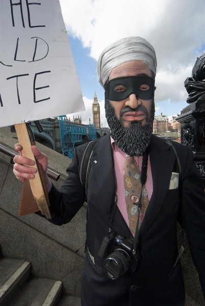 Fools Paradise Parade, London © 2006, Peter Marshall