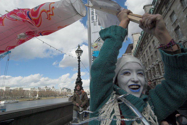 Fools Paradise Parade, London © 2006, Peter Marshall