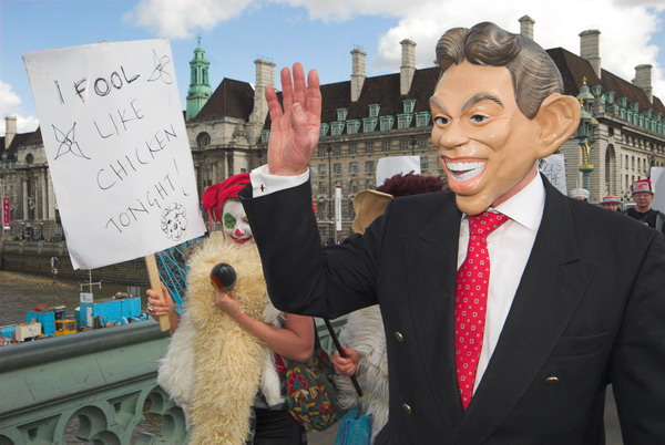 Fools Paradise Parade, London © 2006, Peter Marshall