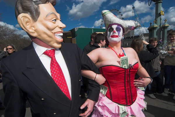 Fools Paradise Parade, London © 2006, Peter Marshall