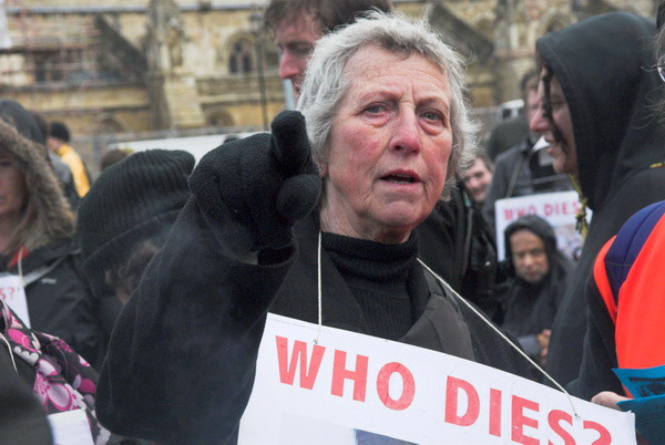 Naming the Dead - 2 Years After Fallujah © 2006, Peter Marshall