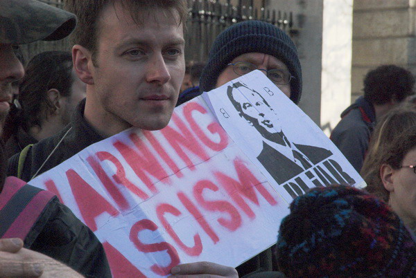 Naming the Dead - 2 Years After Fallujah © 2006, Peter Marshall