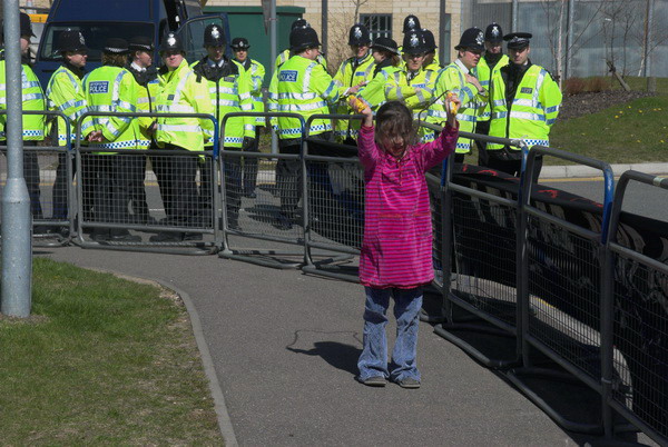 No Borders. © 2006, Peter Marshall