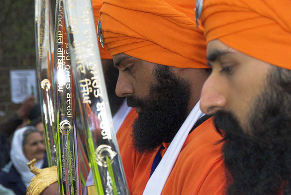 Sikhs celebrate Vaisakhi in Southall © 2006, Peter Marshall