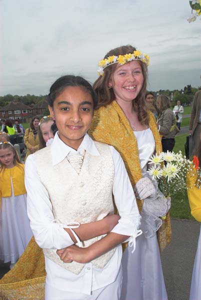 Chislehurst May Queen Ceremony © 2006, Peter Marshall