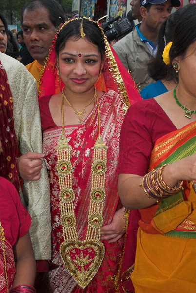 Baishahki Mela, Spitalfields, London © 2006, Peter Marshall