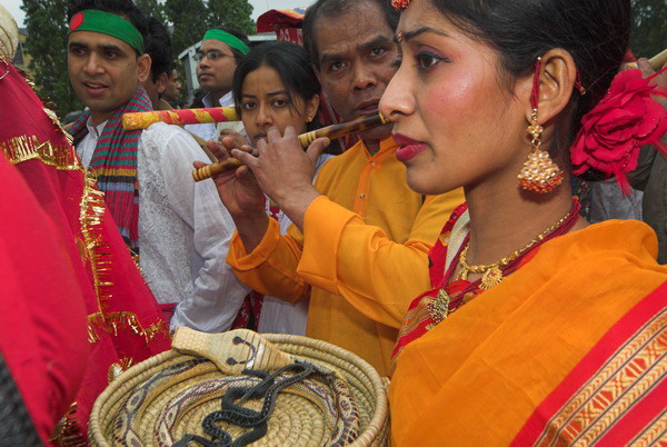 Baishahki Mela, Spitalfields, London © 2006, Peter Marshall