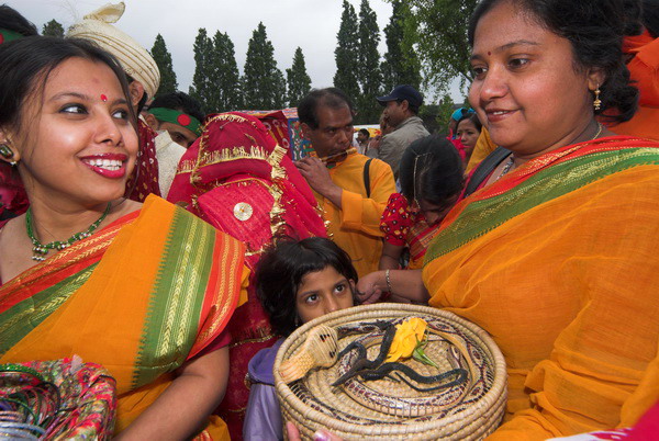 Baishahki Mela, Spitalfields, London © 2006, Peter Marshall