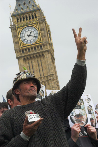 Brian Haw, Parliament Square  © 2006, Peter Marshall