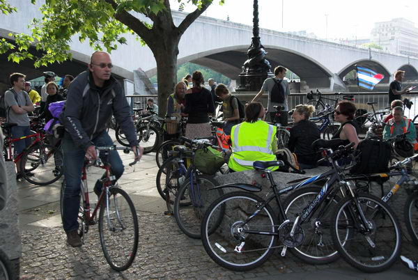 Critical Mass, London © 2006, Peter Marshall