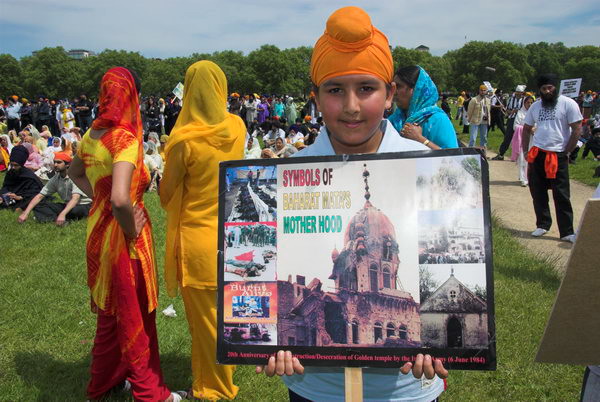 Sikh Remembrance March © 2006, Peter Marshall