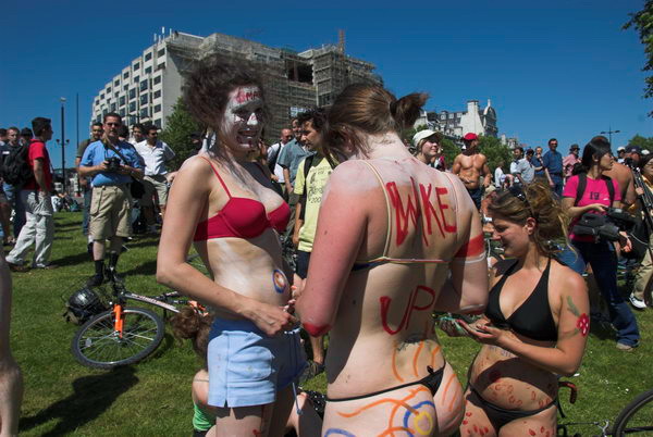 World Naked Bike Ride London. © 2006, Peter Marshall