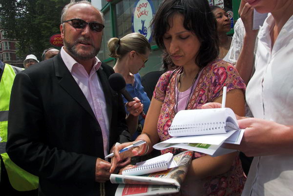 No Borders protest at Wapping. © 2006, Peter Marshall