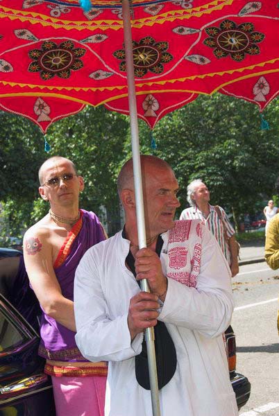 Hare Krishna: Rathayatra © 2006, Peter Marshall