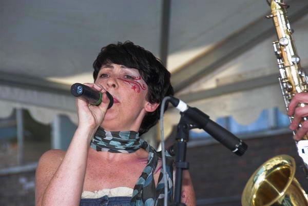 Laburnum Street Party © 2006, Peter Marshall