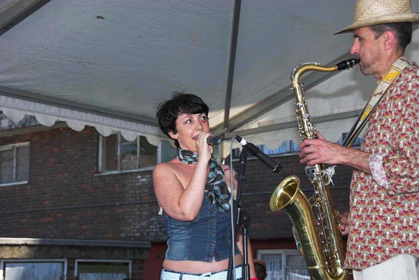 Laburnum Street Party © 2006, Peter Marshall