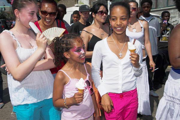 Laburnum Street Party © 2006, Peter Marshall