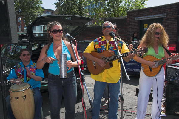 Waterloo Carnival © 2006, Peter Marshall