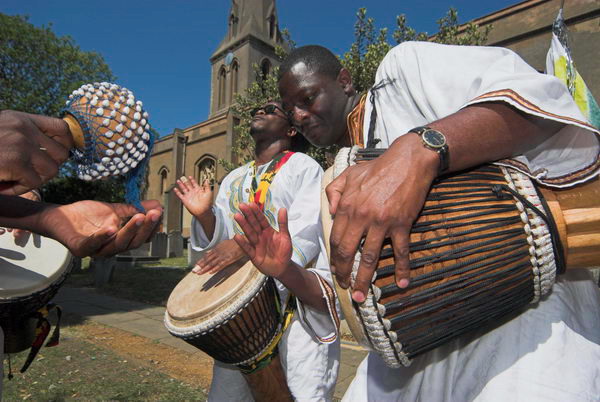 Streatham Festival Childrens Parade © 2006, Peter Marshall