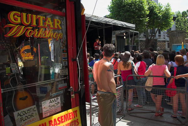 Tin Pan Alley Festival © 2006, Peter Marshall