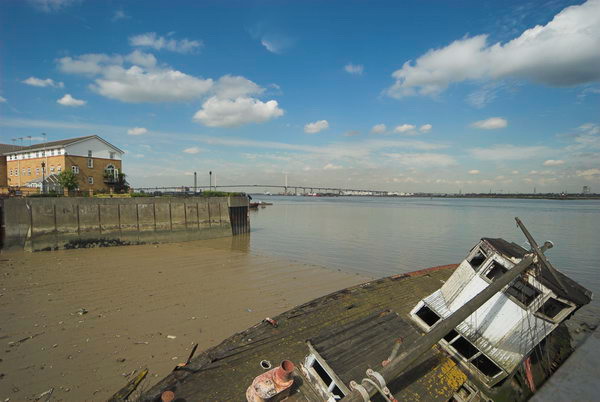 Greenhithe + Swanscombe Marshes © 2006, Peter Marshall