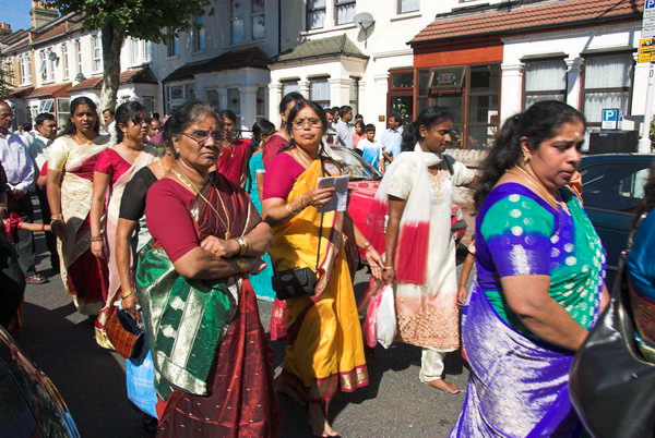 Sri Mahalakshmi Temple Chariot Festival © 2006, Peter Marshall