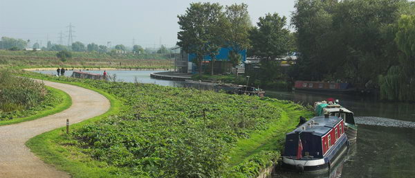 Tottenham to Walthamstow © Peter Marshall, 2006