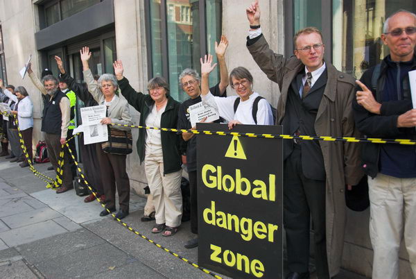 Shut DESO Action Day © Peter Marshall, 2006