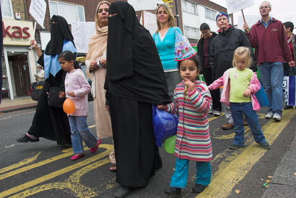 Save Queen's Market © Peter Marshall, 2006