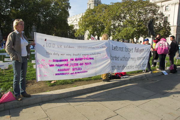 No More Fallujahs: Peace Camp Parliament Square © Peter Marshall, 2006